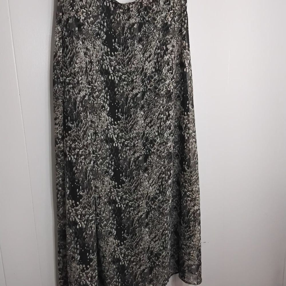 Daniel Rainn Black & Gray Printed Midi Skirt